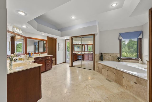 5040 Sunbury Road, Westerville, OH 43082