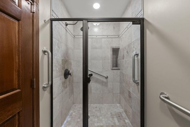 5040 Sunbury Road, Westerville, OH 43082