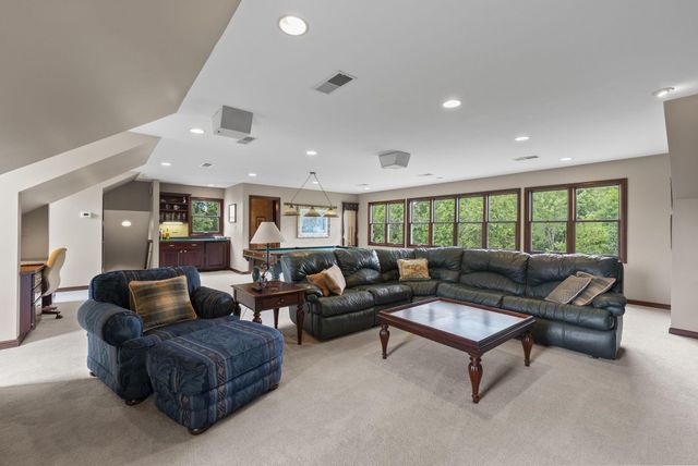 5040 Sunbury Road, Westerville, OH 43082