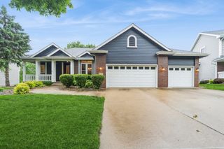 8148 Durham Circle, Johnston, IA 50131