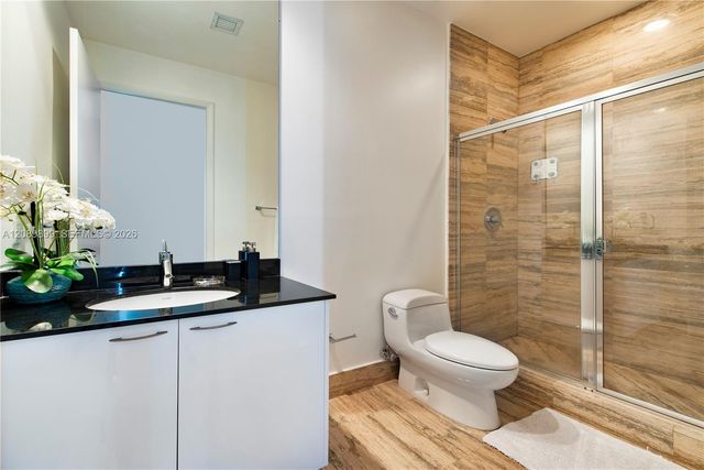 16001 Collins Avenue 4102, Sunny Isles Beach, FL 33160