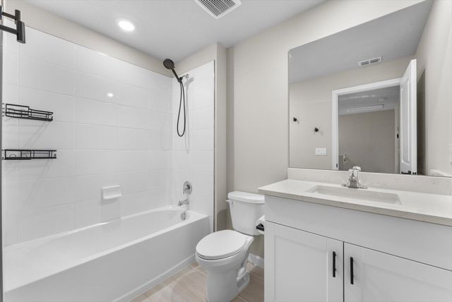 5661 Mentmore Drive, Mangonia Park, FL 33407