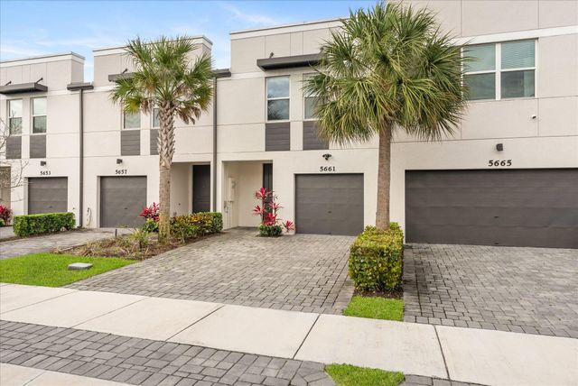 5661 Mentmore Drive, Mangonia Park, FL 33407