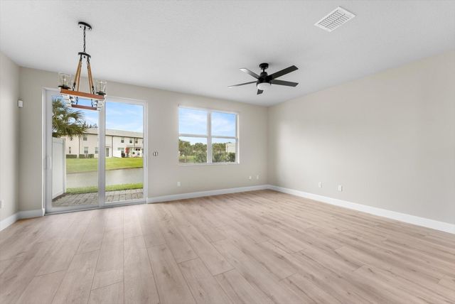 5661 Mentmore Drive, Mangonia Park, FL 33407