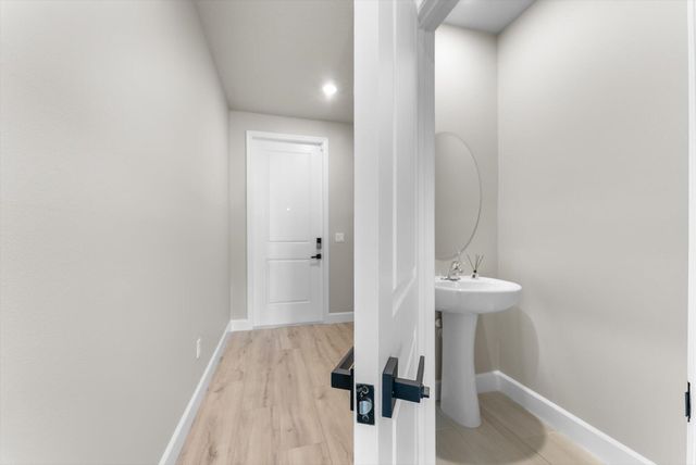 5661 Mentmore Drive, Mangonia Park, FL 33407