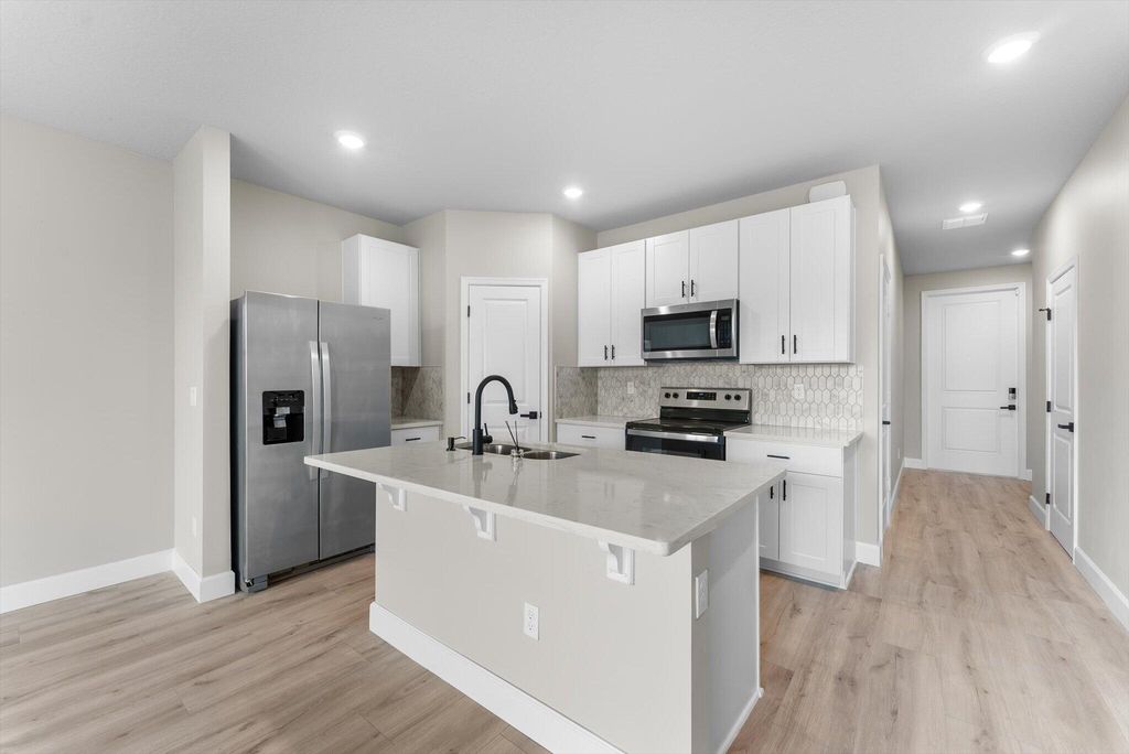 5661 Mentmore Drive, Mangonia Park, FL 33407