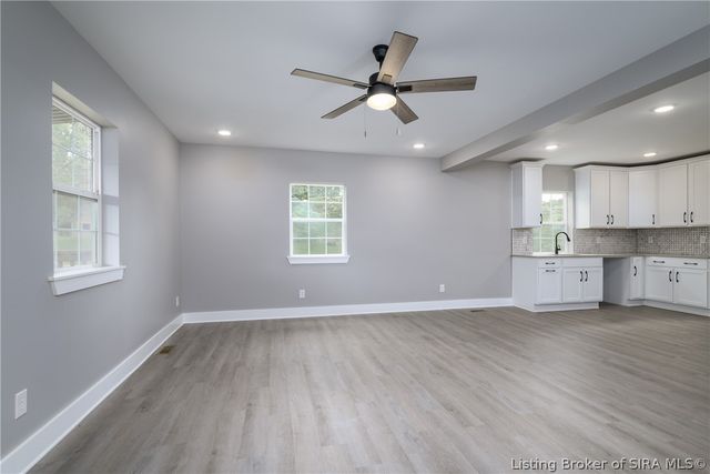 3913 Paoli Pike, Floyds Knobs, IN 47119