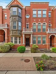 307 Narragansett Avenue, Morton Grove, IL 60053