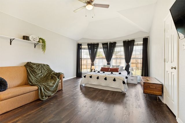 1024 Kingsley Drive, Saginaw, TX 76179