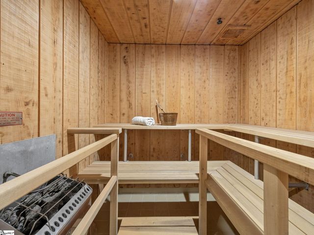 106 Stoneridge Drive, Chesnee, SC 29323