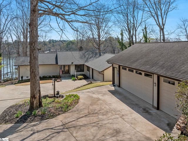 106 Stoneridge Drive, Chesnee, SC 29323