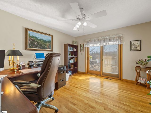 106 Stoneridge Drive, Chesnee, SC 29323