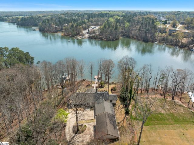 106 Stoneridge Drive, Chesnee, SC 29323