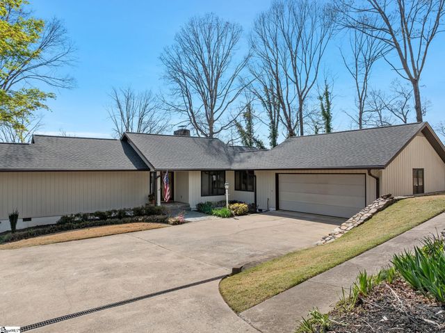 106 Stoneridge Drive, Chesnee, SC 29323