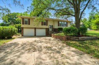 3135 Amherst Avenue, Manhattan, KS 66503