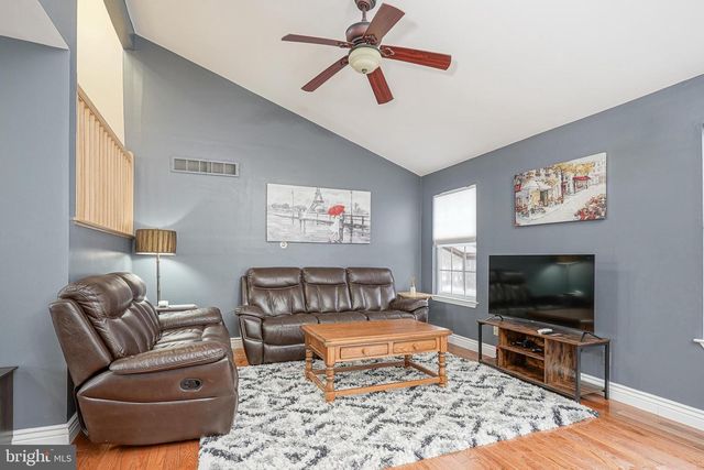 112 GLASSWYCKE DR, Glassboro, NJ 08028