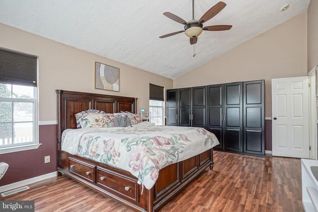 112 GLASSWYCKE DR, Glassboro, NJ 08028