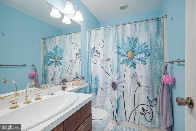 112 GLASSWYCKE DR, Glassboro, NJ 08028