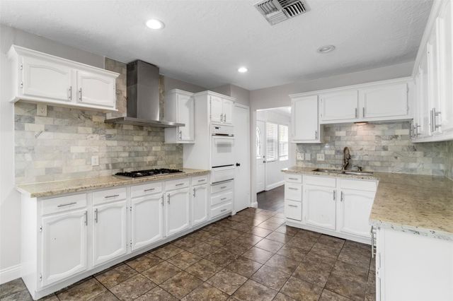 714 Ogilvie Street, Houston, TX 77017