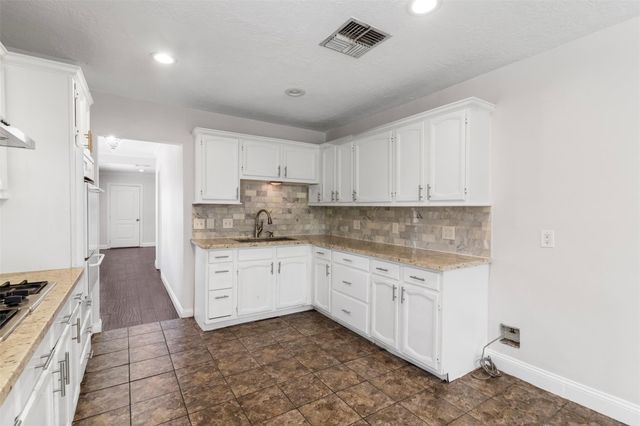 714 Ogilvie Street, Houston, TX 77017