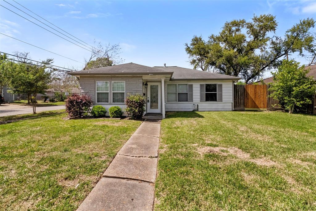 714 Ogilvie Street, Houston, TX 77017