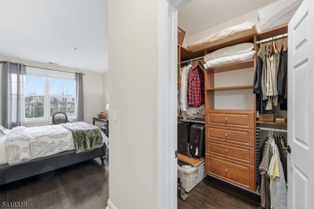 373 Victoria Drive, Bridgewater Twp., NJ 08807