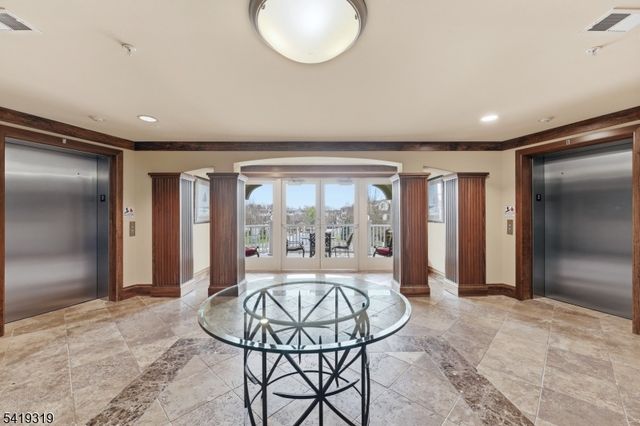 373 Victoria Drive, Bridgewater Twp., NJ 08807