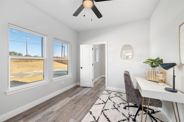 1001 Don Eve Court, Azle, TX 76020