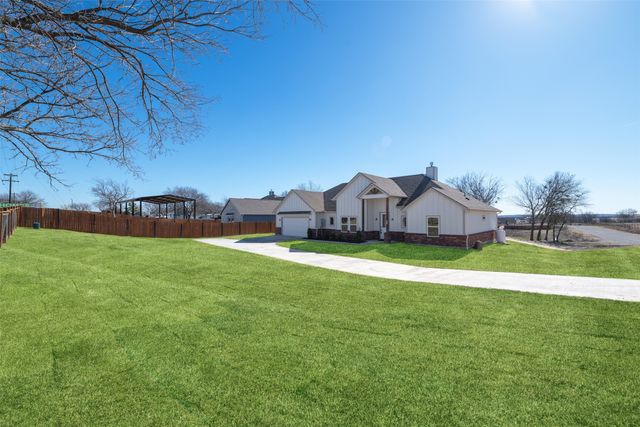 1001 Don Eve Court, Azle, TX 76020