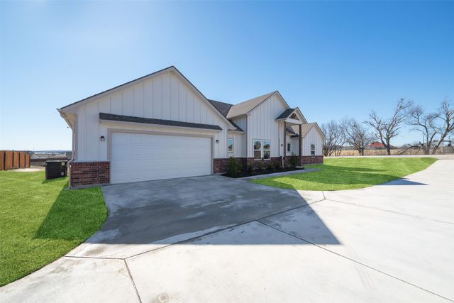 1001 Don Eve Court, Azle, TX 76020