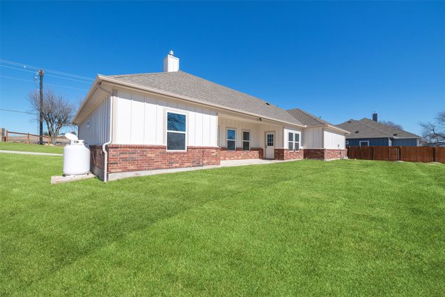 1001 Don Eve Court, Azle, TX 76020