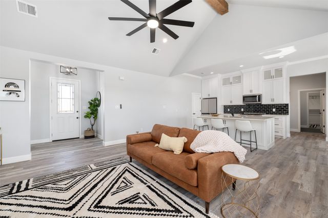 1001 Don Eve Court, Azle, TX 76020