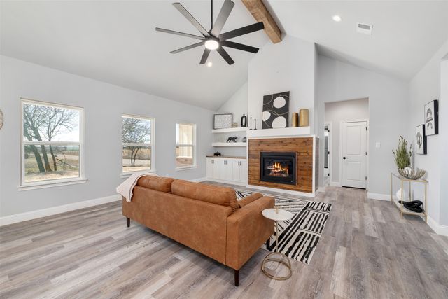 1001 Don Eve Court, Azle, TX 76020