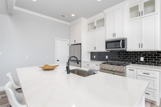 1001 Don Eve Court, Azle, TX 76020