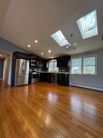 3 Macarthur Blvd B, Danvers, MA 01923