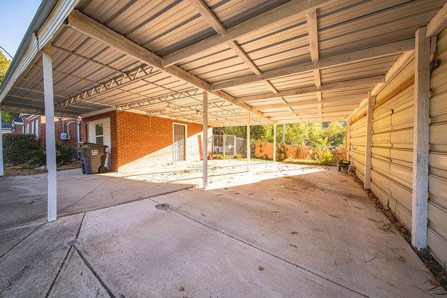 1116 28th Avenue, Phenix City, AL 36869