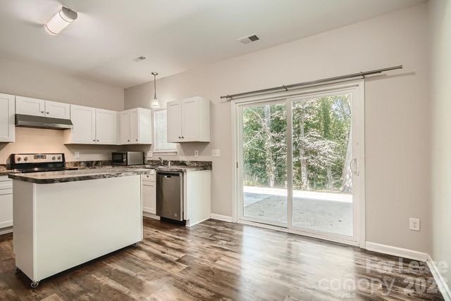 11342 Astoria Drive, Charlotte, NC 28262
