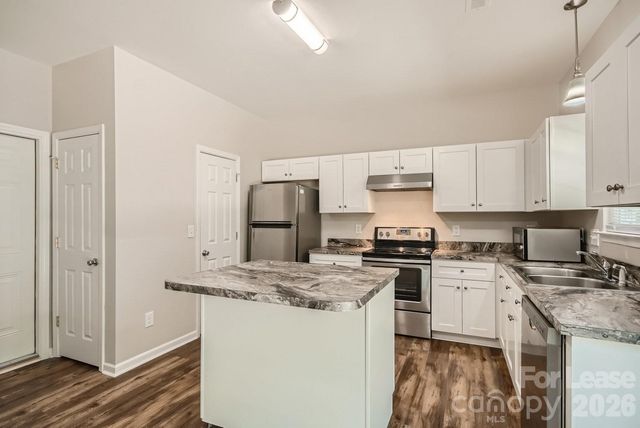11342 Astoria Drive, Charlotte, NC 28262