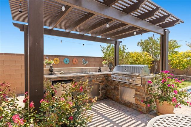 6982 Hopi Summit Court, Las Vegas, NV 89149