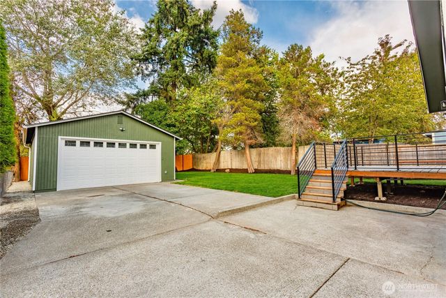 1665 S 42nd Street, Tacoma, WA 98418
