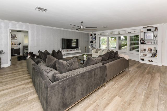 880 Hickory Terrace, Boca Raton, FL 33486