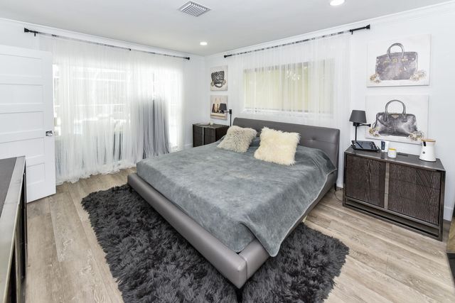 880 Hickory Terrace, Boca Raton, FL 33486