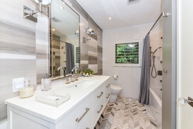 880 Hickory Terrace, Boca Raton, FL 33486