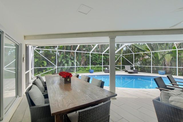 880 Hickory Terrace, Boca Raton, FL 33486
