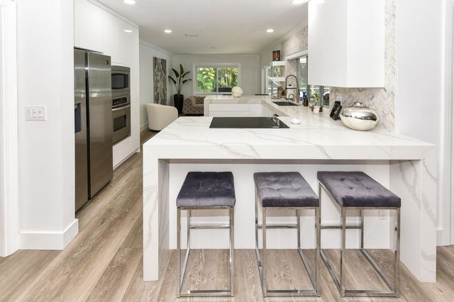 880 Hickory Terrace, Boca Raton, FL 33486