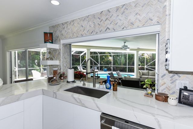 880 Hickory Terrace, Boca Raton, FL 33486
