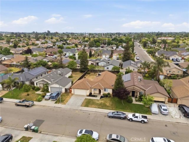 1588 Michoacan Court, Madera, CA 93638