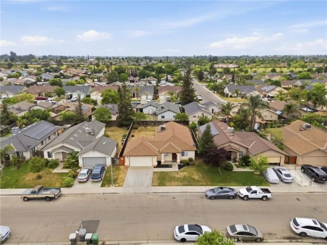 1588 Michoacan Court, Madera, CA 93638
