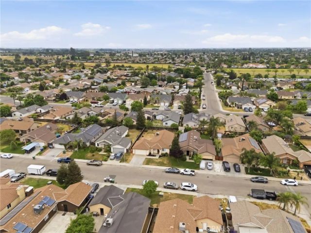 1588 Michoacan Court, Madera, CA 93638