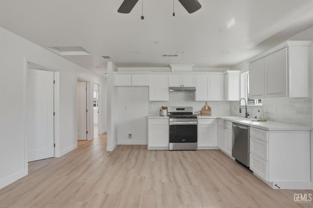 1646 Clinton Street, Delano, CA 93215